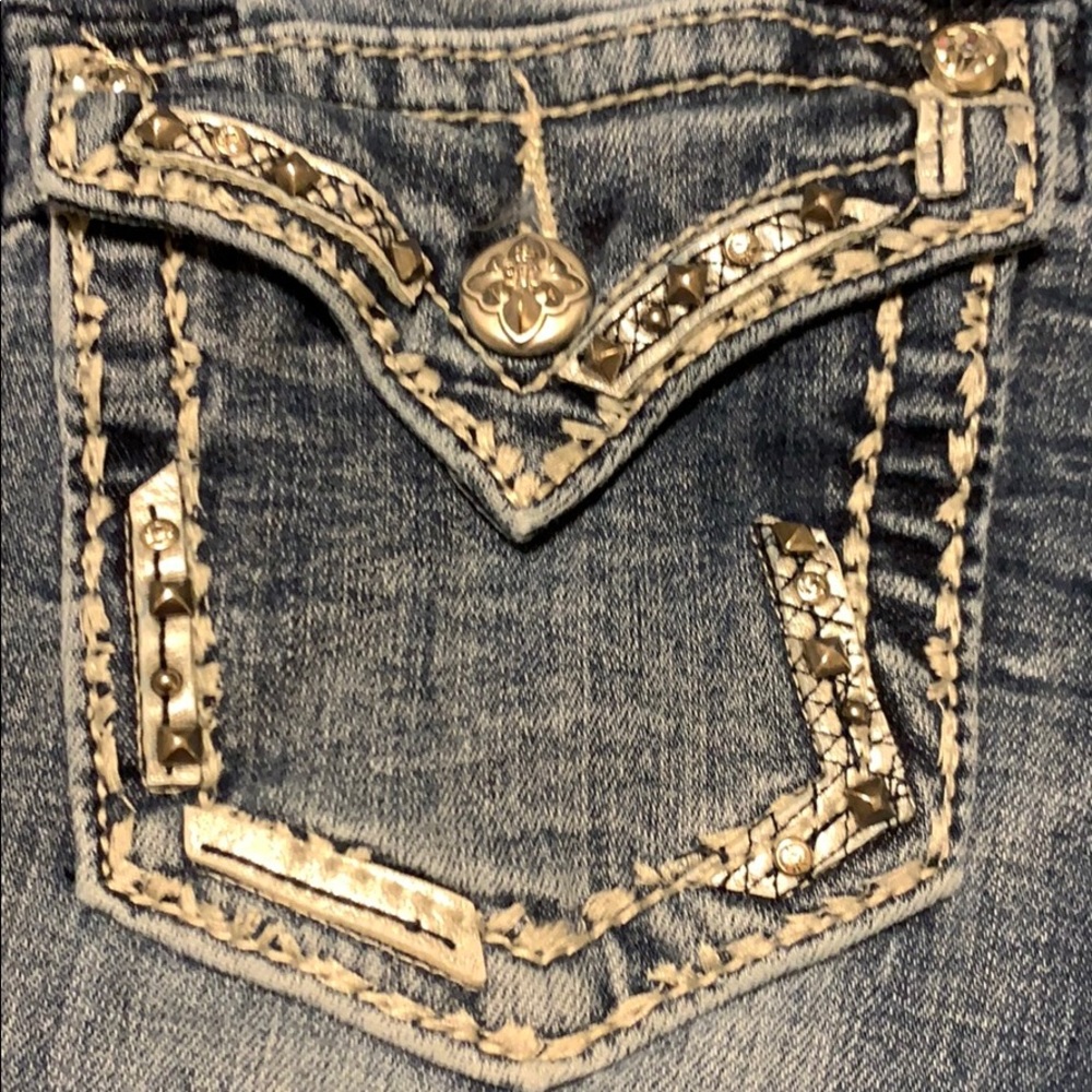 Jeans - Picture 8 of 8